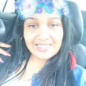 Meet your Posher, Nikki